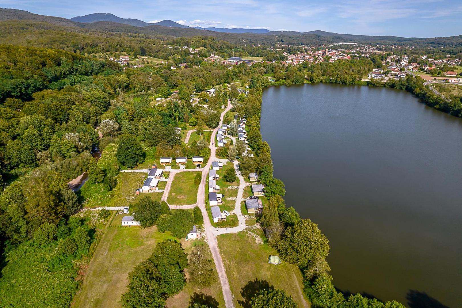 Camping Les Ballastieres - Vosges Du Sud Champagney Eksteriør bilde